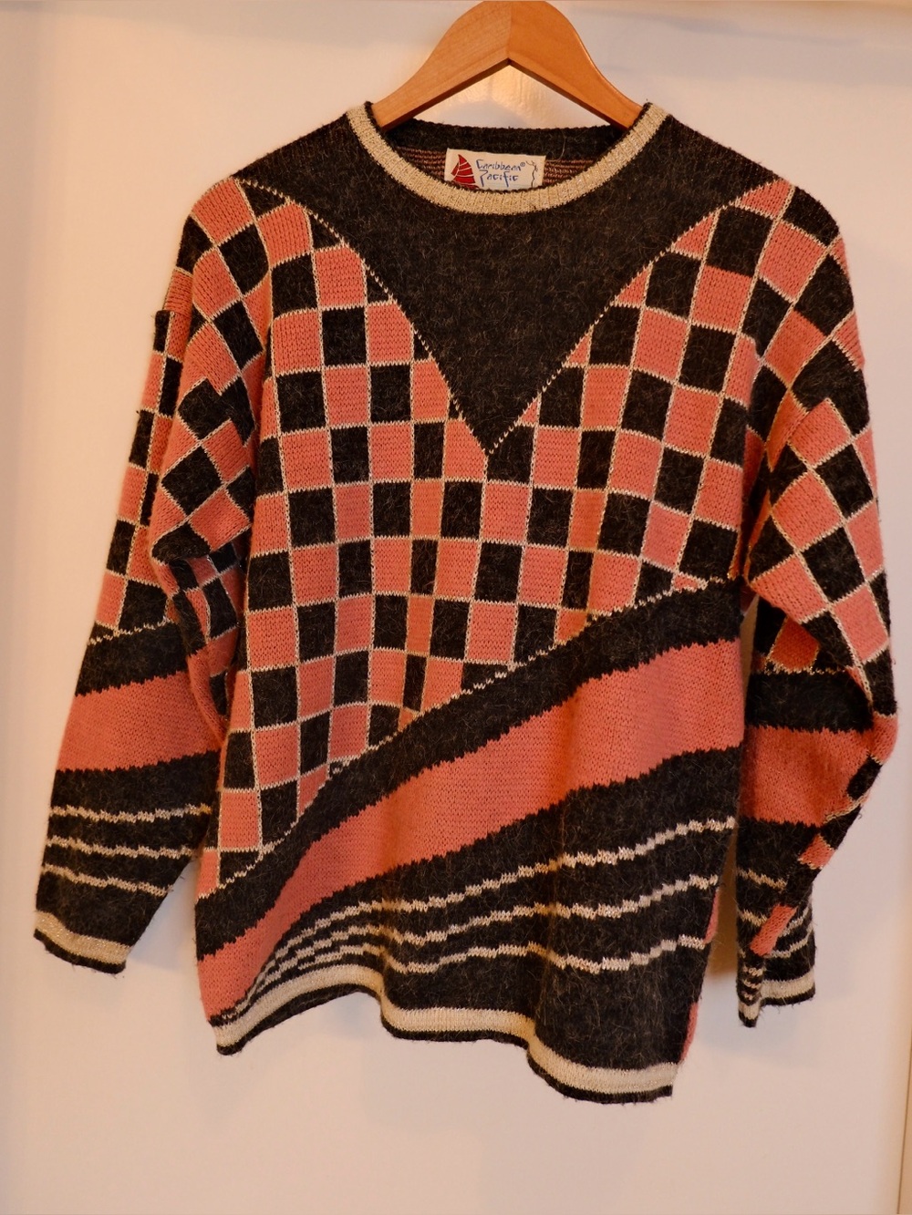 Caribbean Pacific Vintage Checkerboard Pink & Grey Sweater